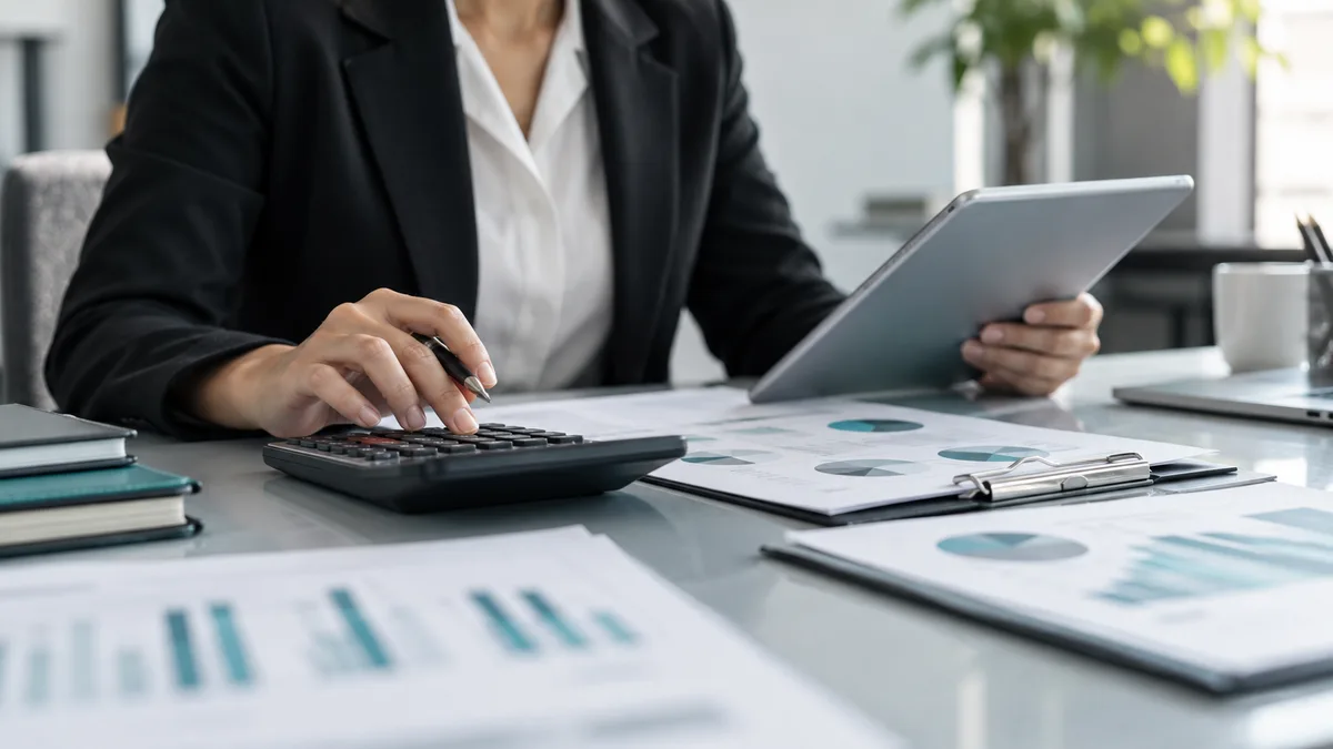 Automatic invoice creation for long-term rentals
